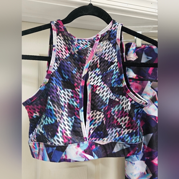 Peloton WITH Brand Reversible Athletic Wear, size M - Picture 5 of 5